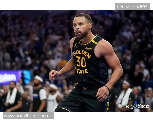 库里伤愈复出，球迷热切期待他的表现