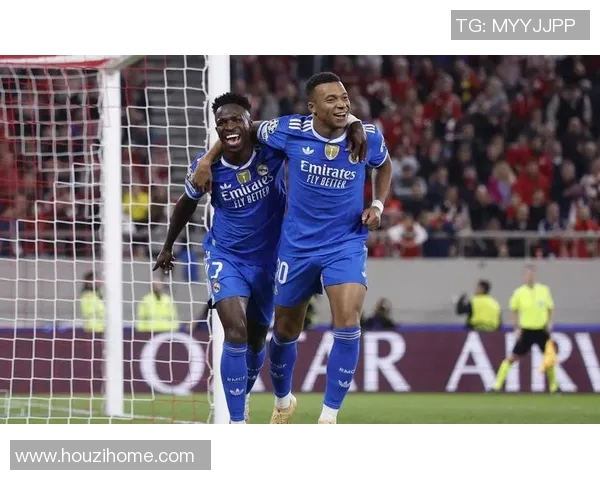 皇马主场遭逆转，巴萨暂登西甲榜首